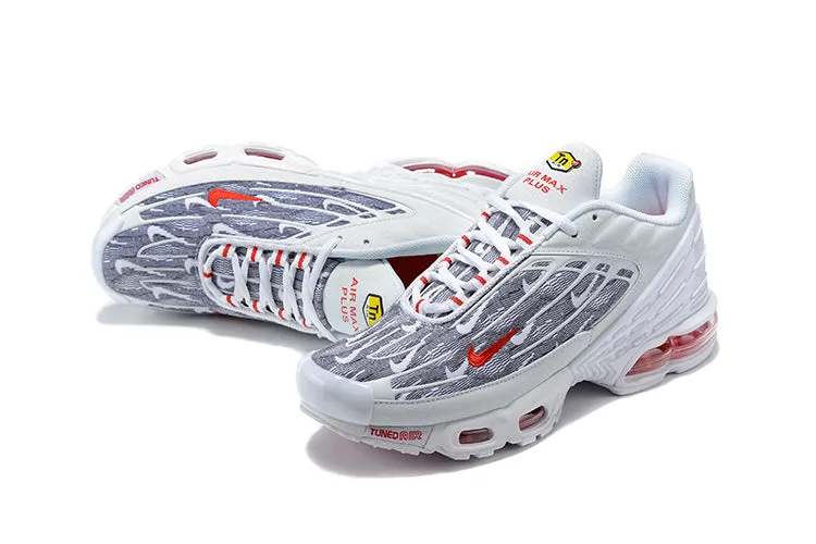 running with a running belt Ergonomic Fit Air Max Plus 3 White University Red-Black DH4107-100