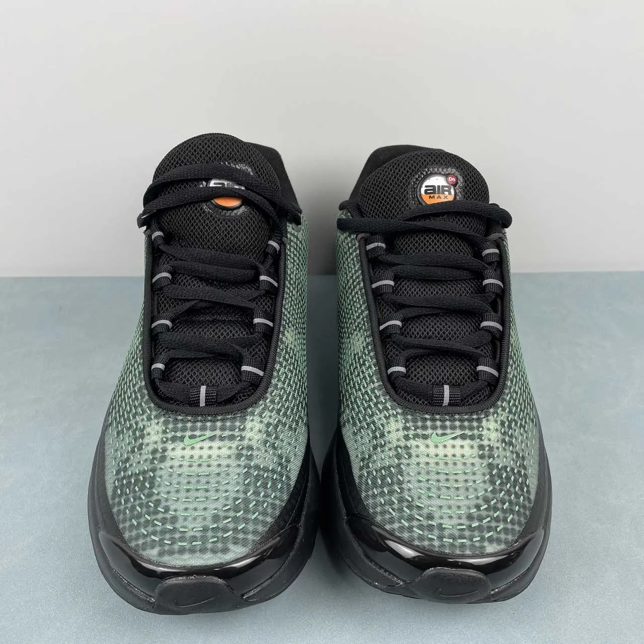 synthetic - leather - upper shoes running in bumpy tracks shoes Air Max Dn Black Olive Aura Medium Olive Metallic Silver IB3078-010