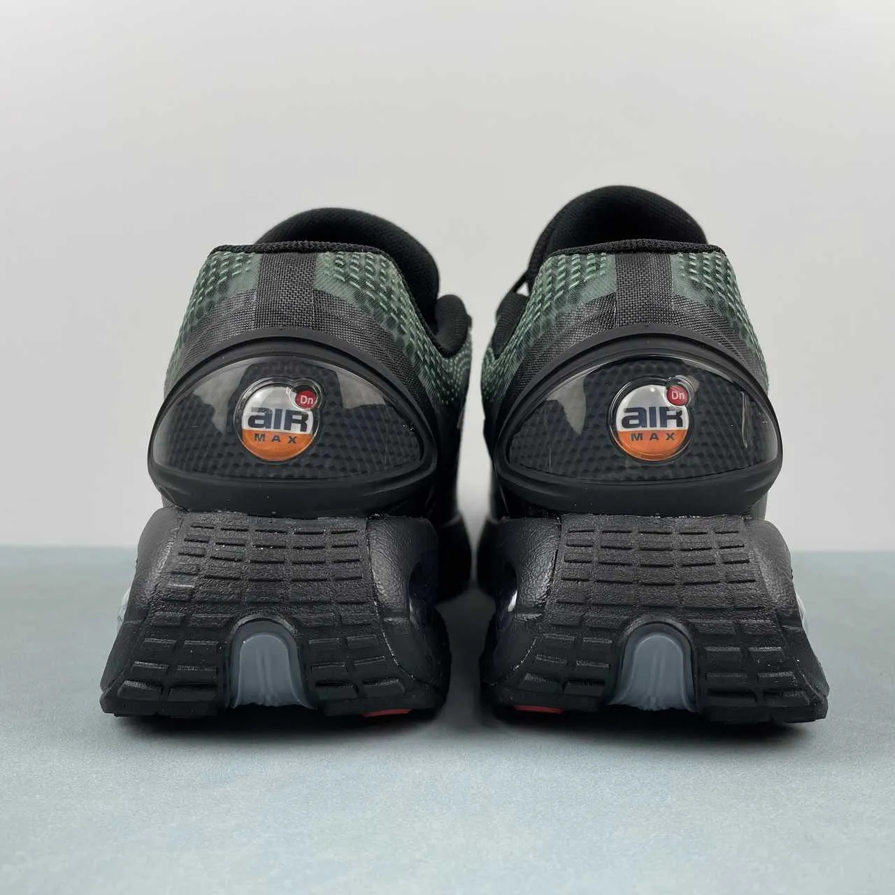 Air Max Dn Black Olive Aura Medium Olive Metallic Silver IB3078-010 hook - and - loop - trimmed - design shoes teenage athletic shoes