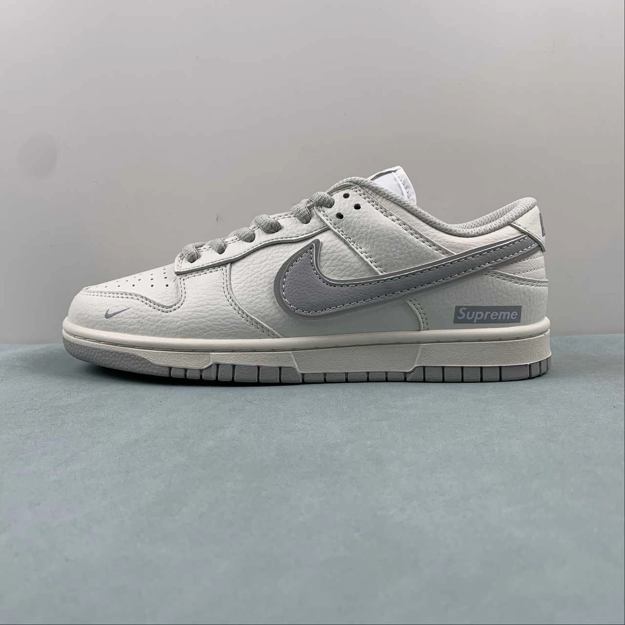 Casual flexibility Supreme x SB Dunk Low Off White Gray RM2308-233
