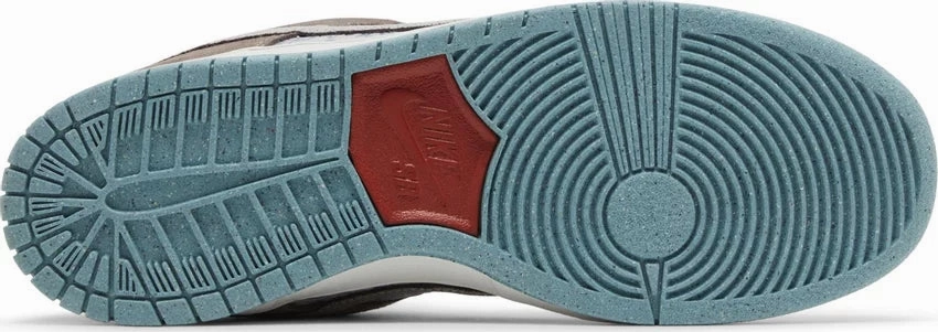 Nike Dunk Low SB Big Money Savings Cushioned Base Synthetic Leather Panels