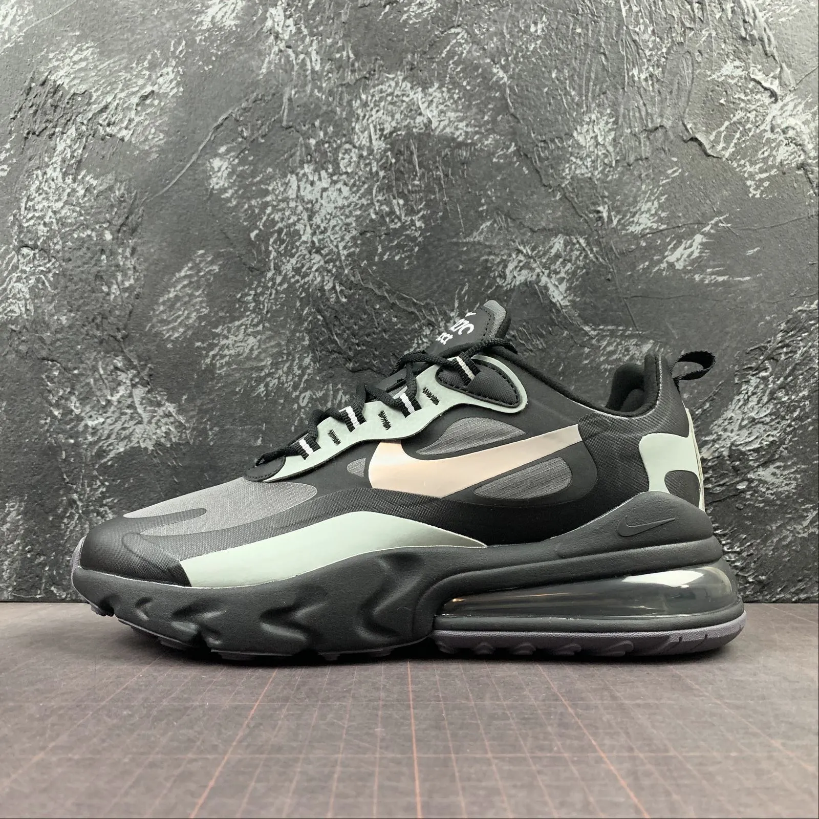 indoor - wear shoes Air Max 270 React WTR  Black Metallic Silver CD2049-001