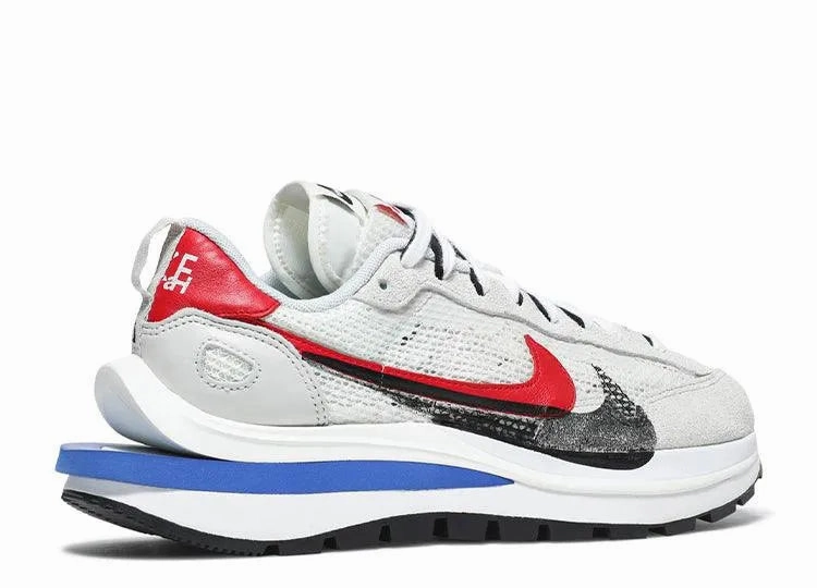 Nike Vaporwaffle Saca Fuchsia Game Royal tennis - court running shoes