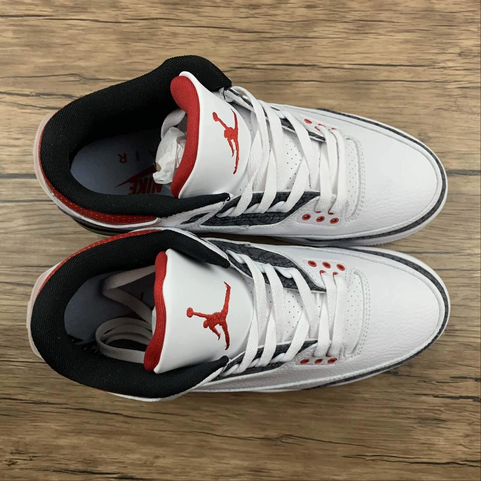 Effortless Fit Ultra light Air Jordan 3 Retro Flame Red CZ6431-100