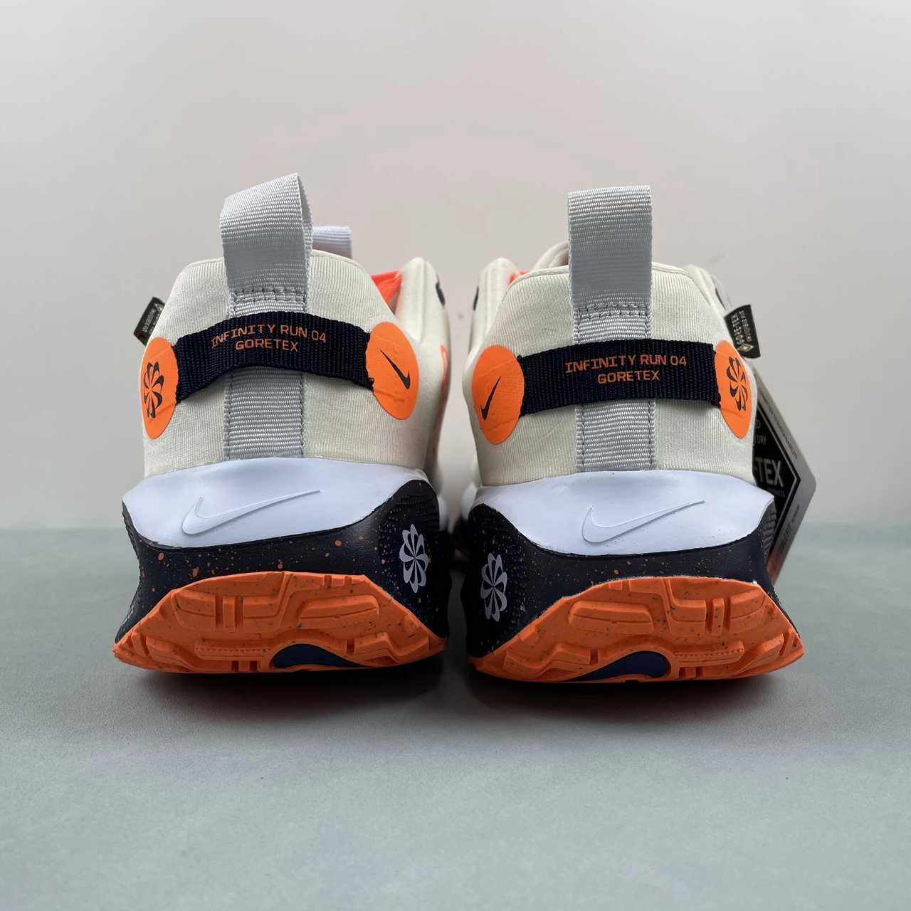 fingerless gloves slip - resistant sole shoes Nike React Infinity Run 4 GORE-TEX Sea Glass Blue Tint Total Orange Purple Ink FB2204-002