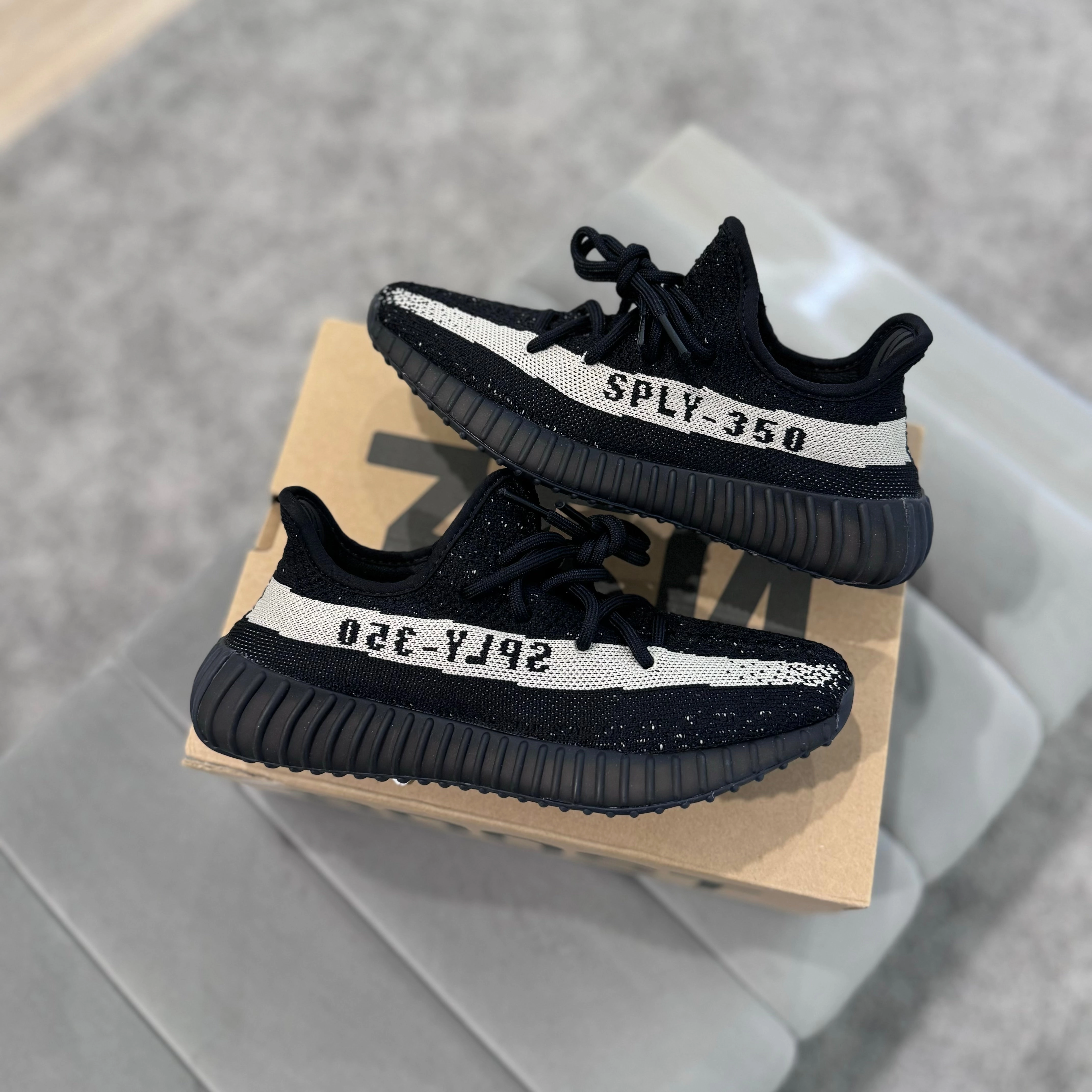 YEEZY 350 V2 'OREO' Outdoor Walk Club Pace