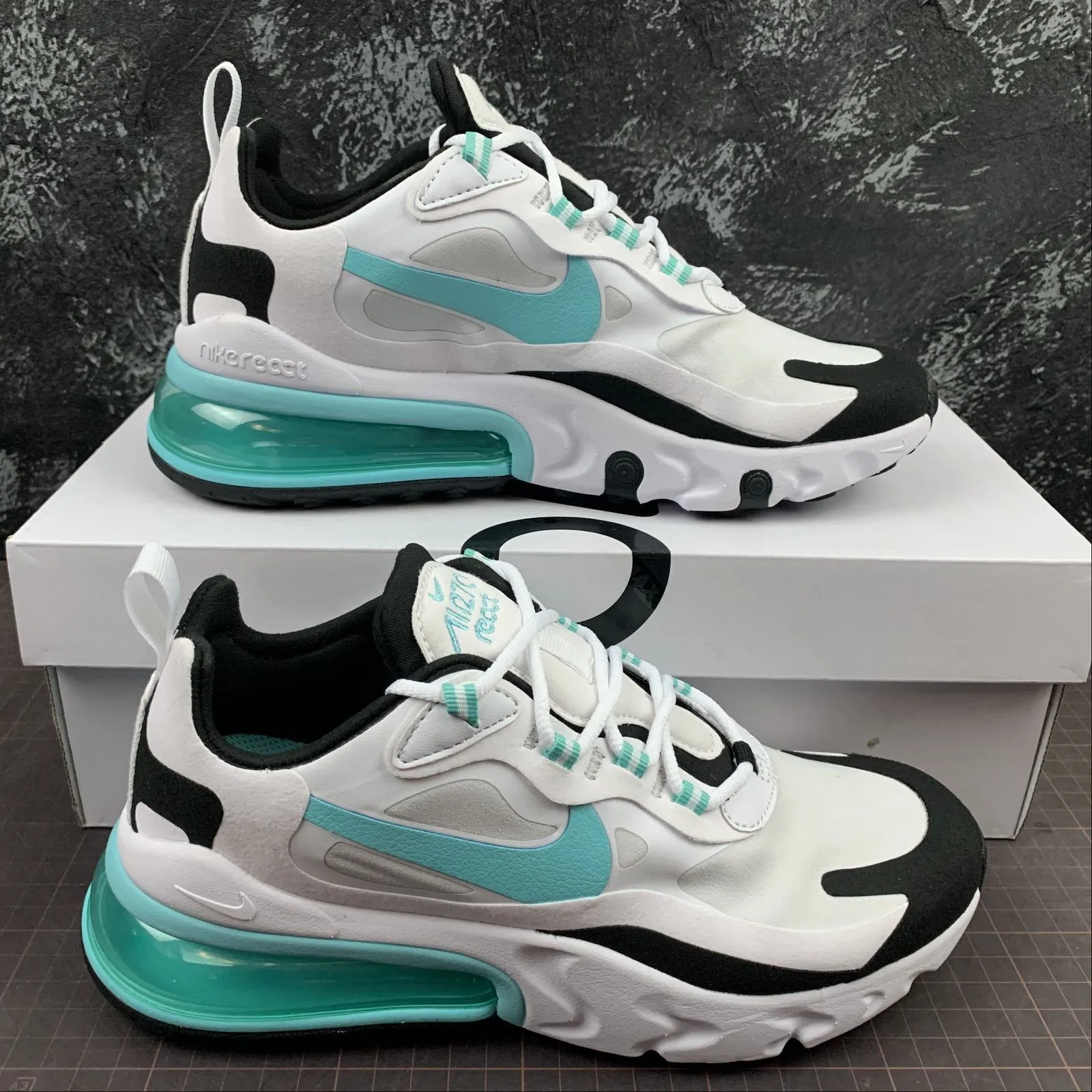 Air Max 270 React Photon Dust Aurora Green-White CJ0619-001 Activity - tracker - enabled Torsional Stability
