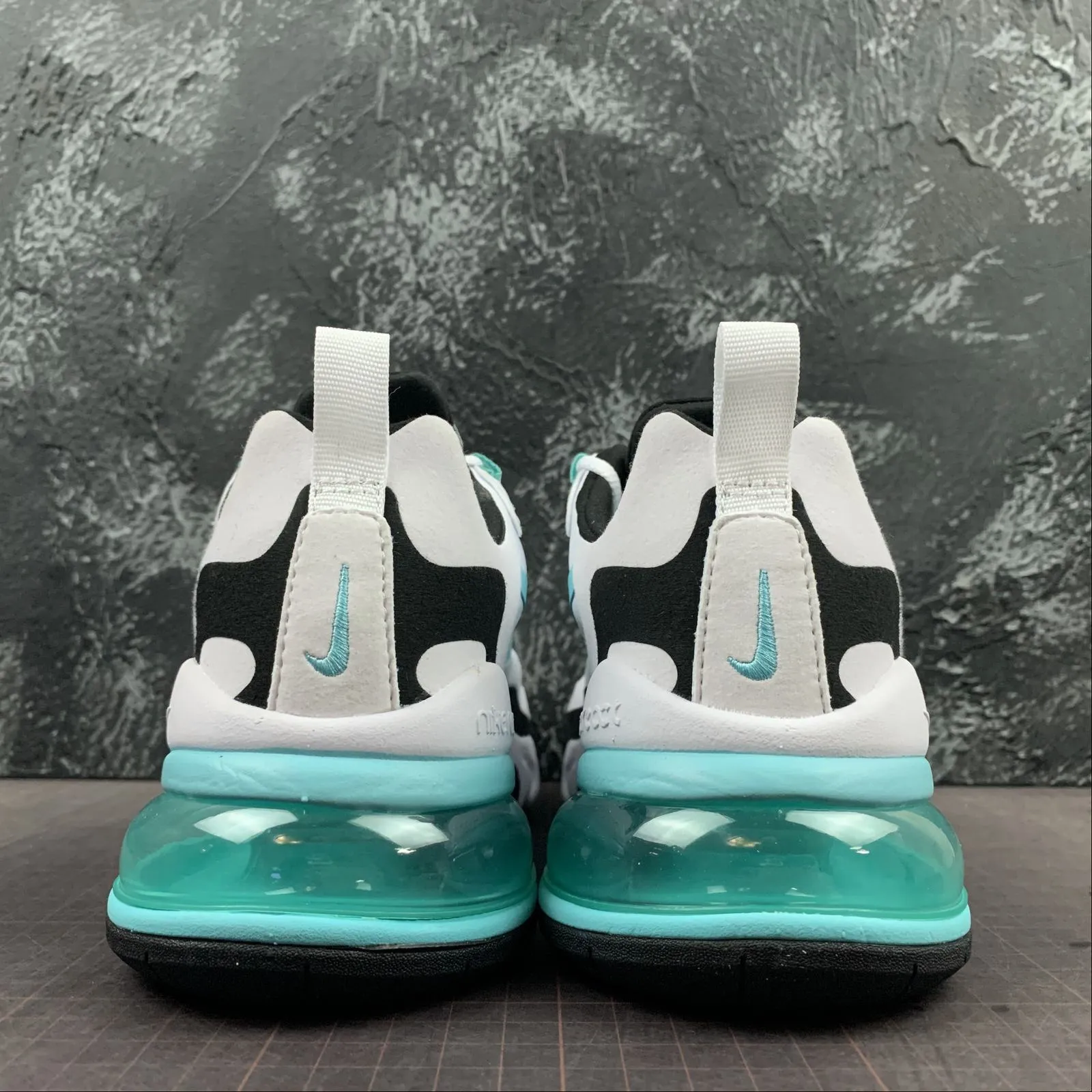 Air Max 270 React Photon Dust Aurora Green-White CJ0619-001 night run shoes