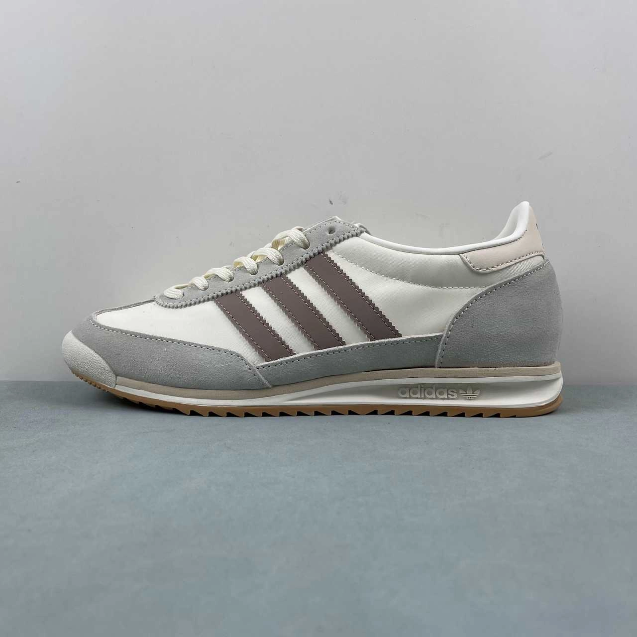 Adidas SL 72 OG Off White Wonder Taupe Wonder White JH7394 running in hot weather