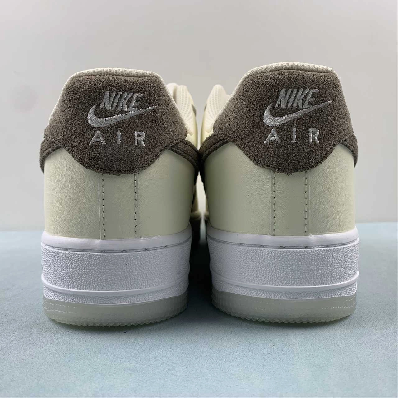 Air Force 1 07 Low Sail Khaki Coconut Milk White FN5832-101 Vine Hike Supportive