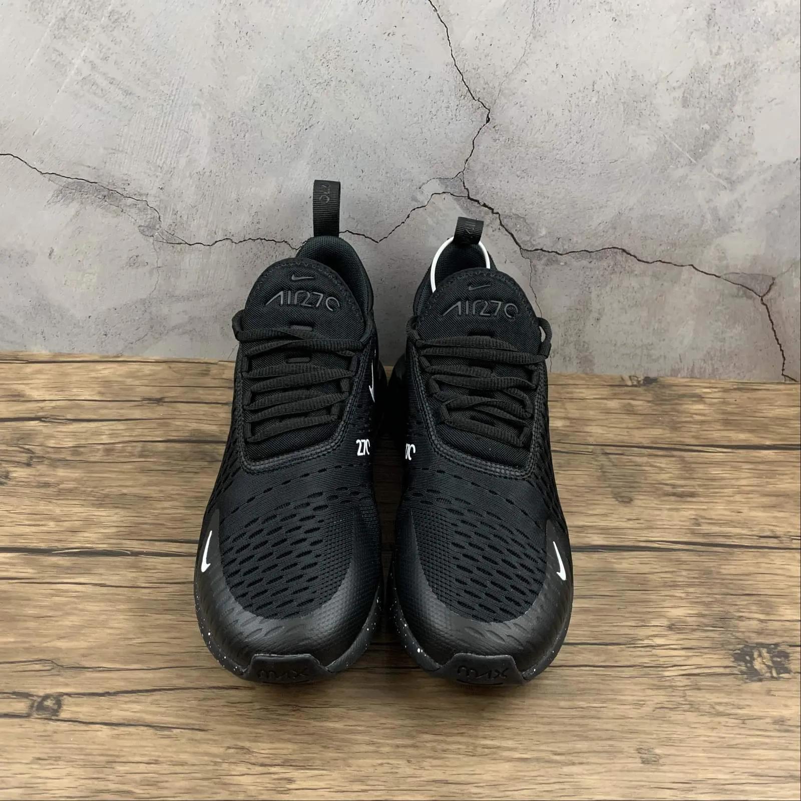 running - specific footwear skateboarding shoes Air Max 270 FLYKNIT Black White AH8050-202