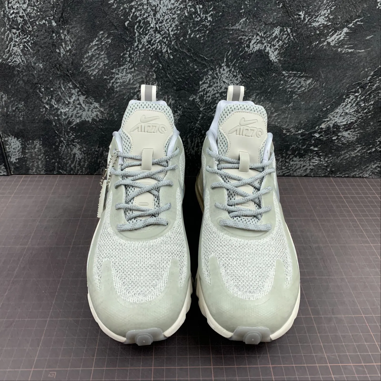 Comfortable Foot Flexibility logo - beaded shoes Air Max 270V2 Black Tech Crean Colored LT Grey AO4971-107