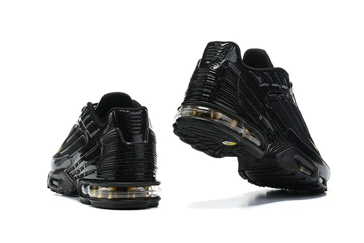 Air Max Plus 3 Black Metallic Gold CD0471-010 Heavy - Duty Sole