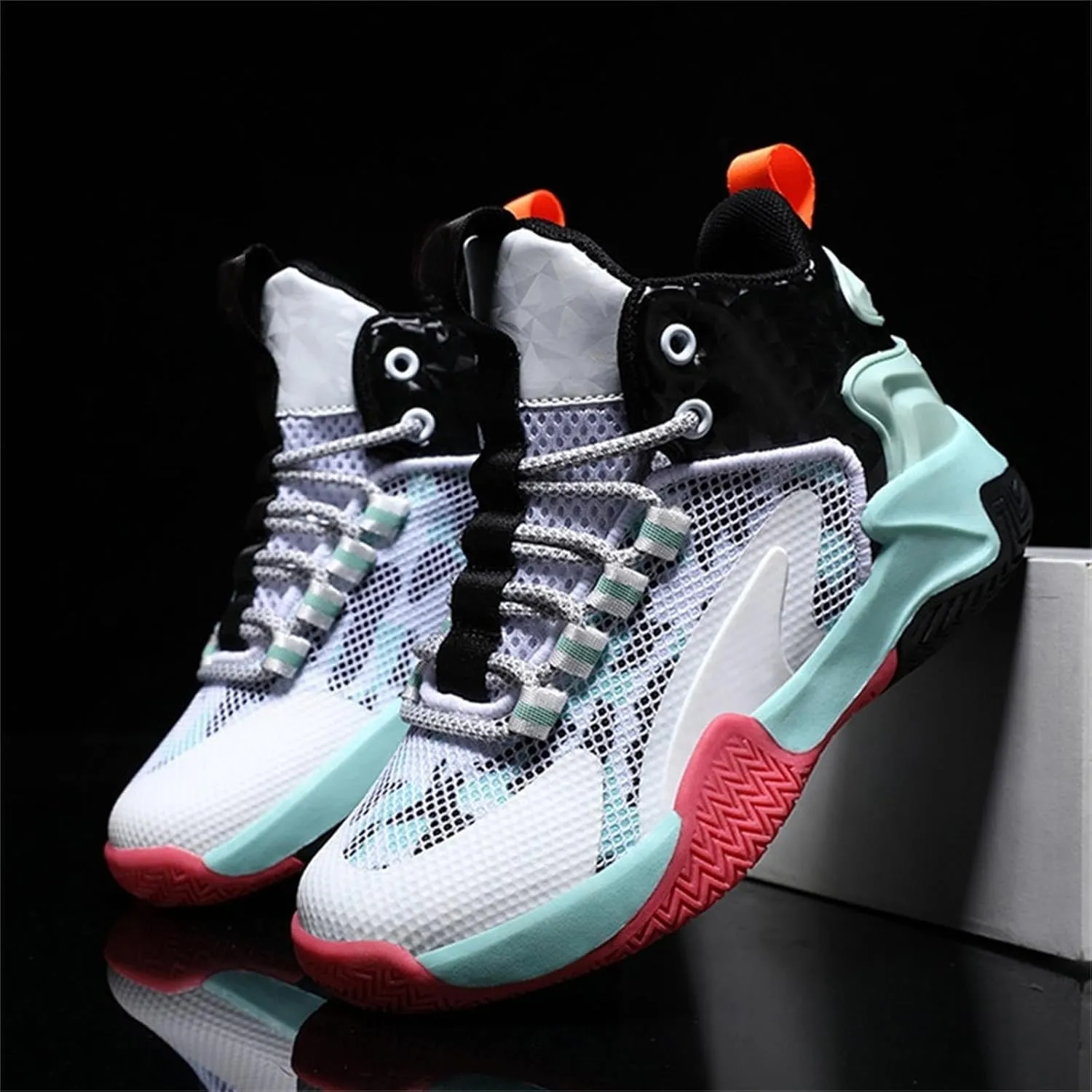 Unisex Kids Basketball Shoes Boys Girls High Top Sneakers Breathable Outdoor Cushioning Athletic Shoes Fashion