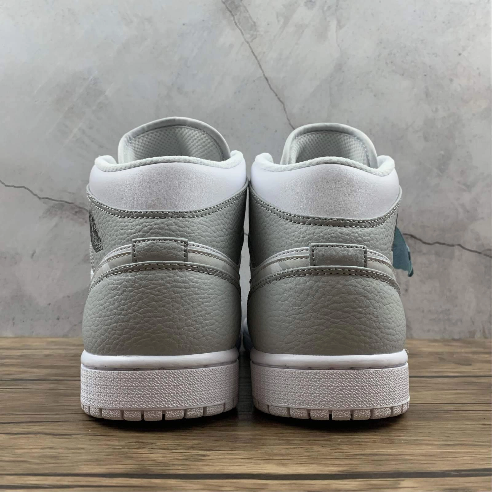 Orthopedic Arch Support Quick Drying Liner Air Jordan 1 Mid White Photon Dust-Grey Fog DC9035-100