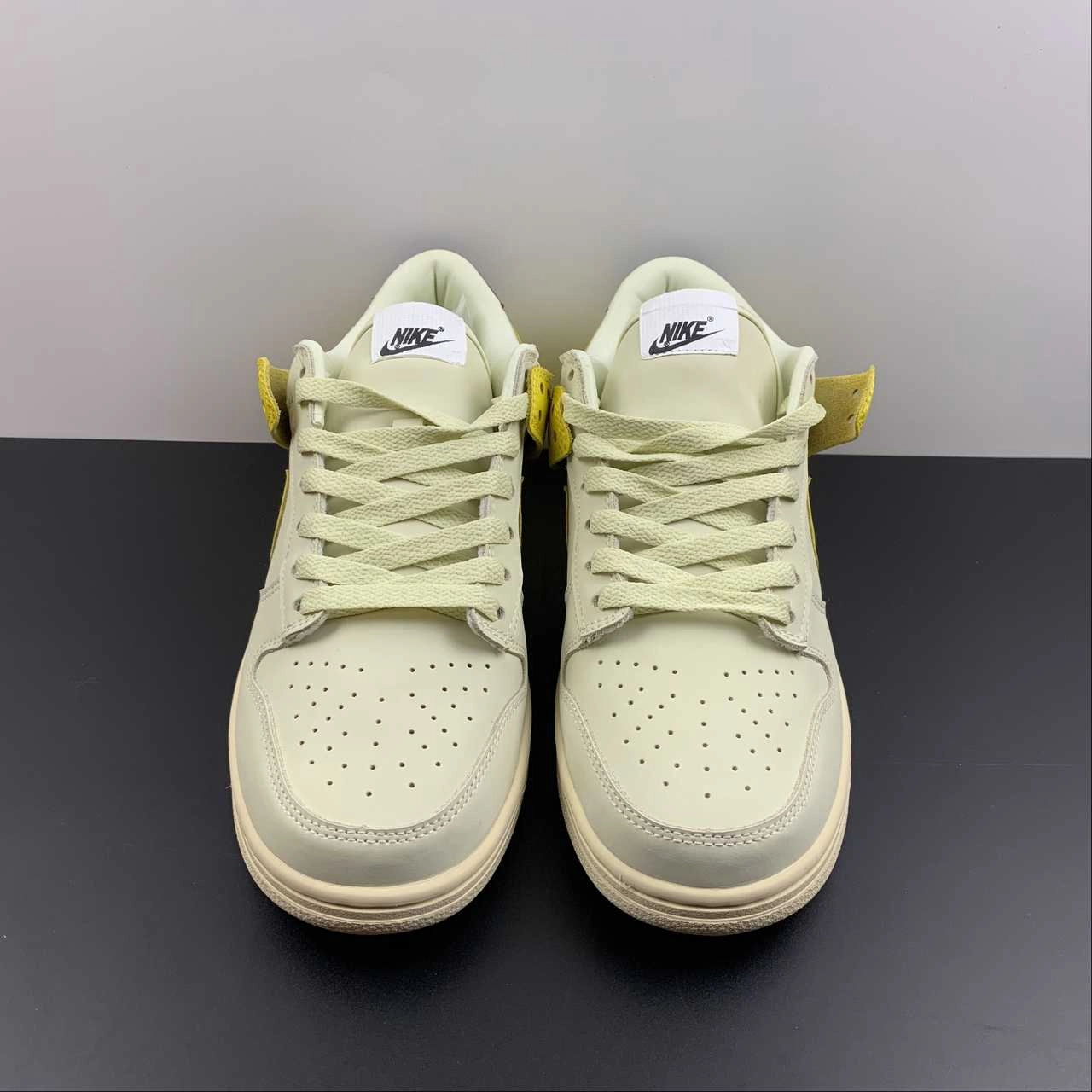 Tactile Grip Patterns SB Dunk Low LX Banana Coconut Milk Vivid Sulfur Cacao Wow DR5487-100