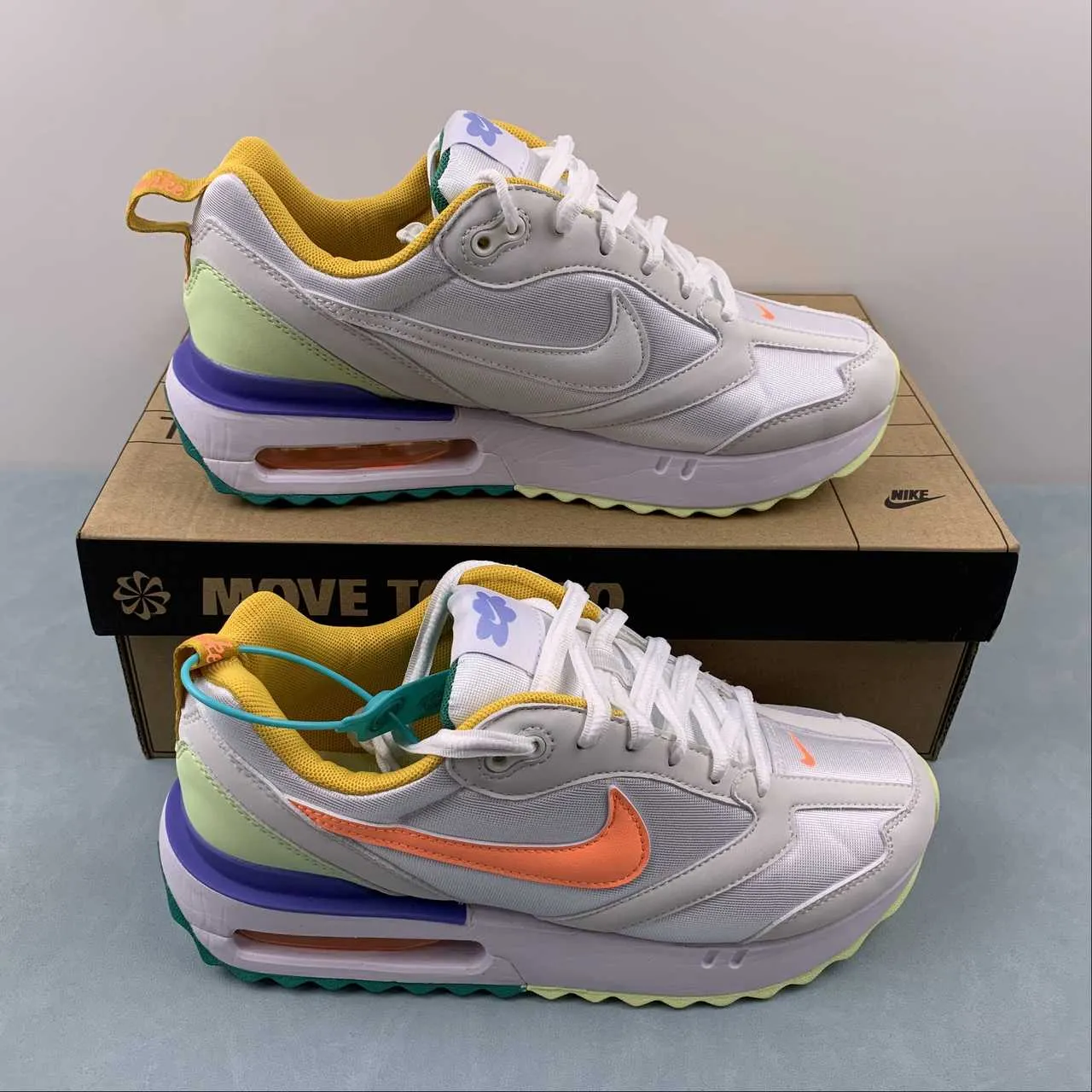 open - toe shoes All-Terrain Comfort Air Max Dawn White Peach Cream DX3717-100