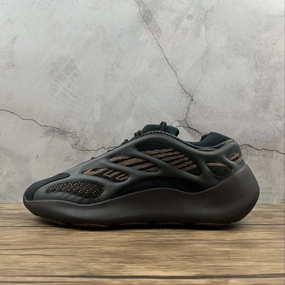 Adidas Yeezy Boost 700 V3 Black Black Gold GY0189 Fashionable appearance