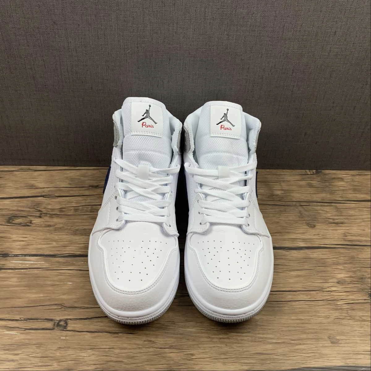 Light support Air Jordan 1 Mid ??Paris?? White Blue Grey (2022) DR8038-100
