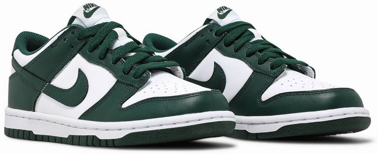 Nike Dunk Low Michigan State GS Flexible Outsole Design Comfortable Soles