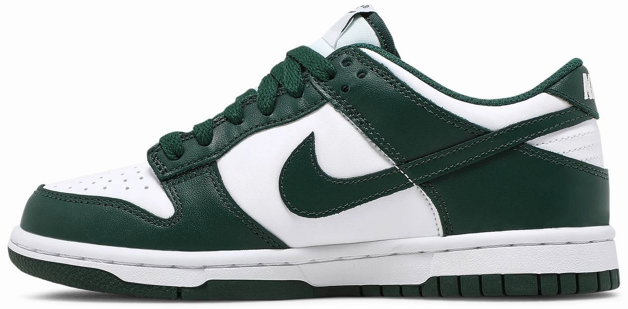 Nike Dunk Low Michigan State GS Sturdy Construction Tight Fit
