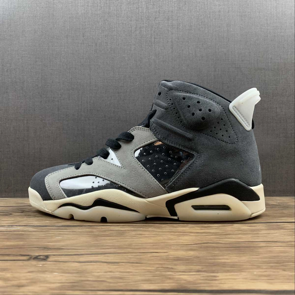 Comfort support Air Jordan 6 Retro Black Chrome-Lt Smoke Grey CK6635-001