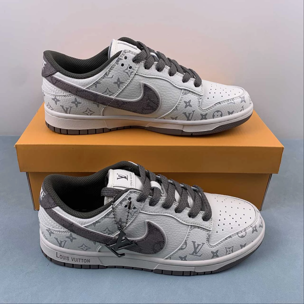 LV x SB Dunk Low Off White Gray FC1688-131 Comfortable Front Compression Molding