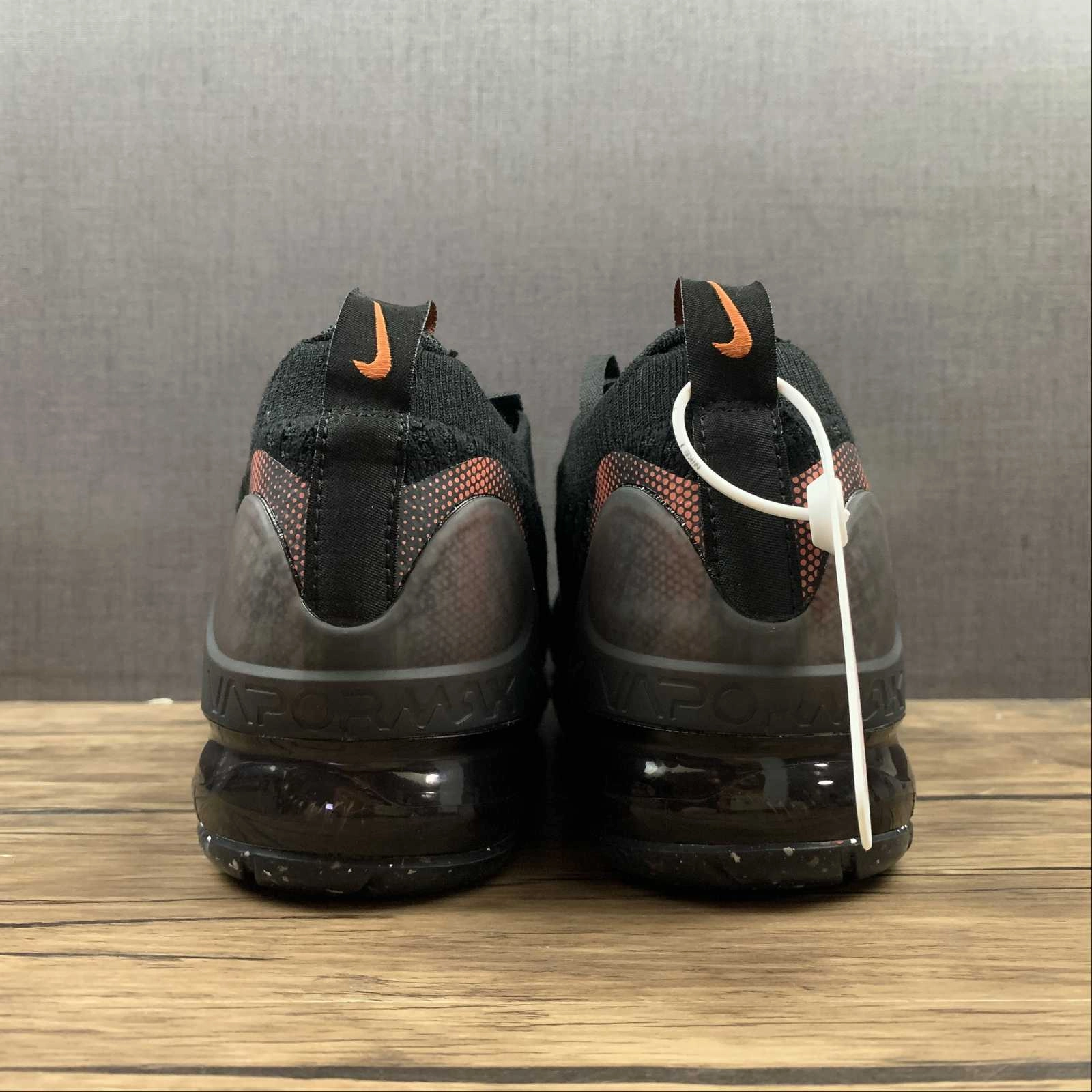 Fitted Traction Lightness Air VaporMax 2021 FK All Black Orange DC4112-004
