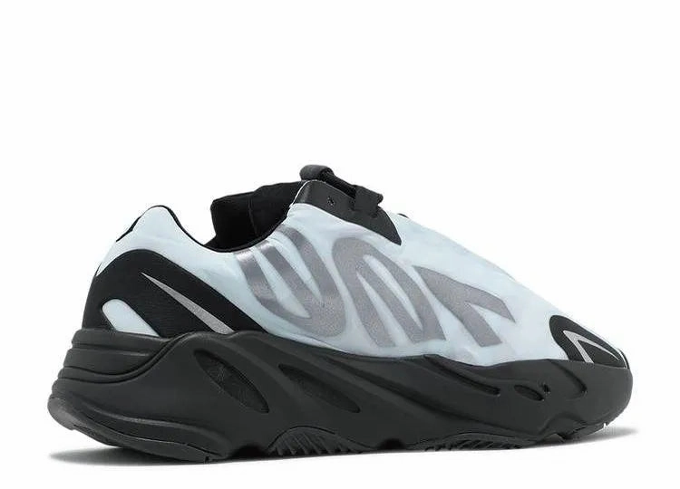 Basic Neutral Torsion Control Plate Yeezy 700 MNVN Blue Tint