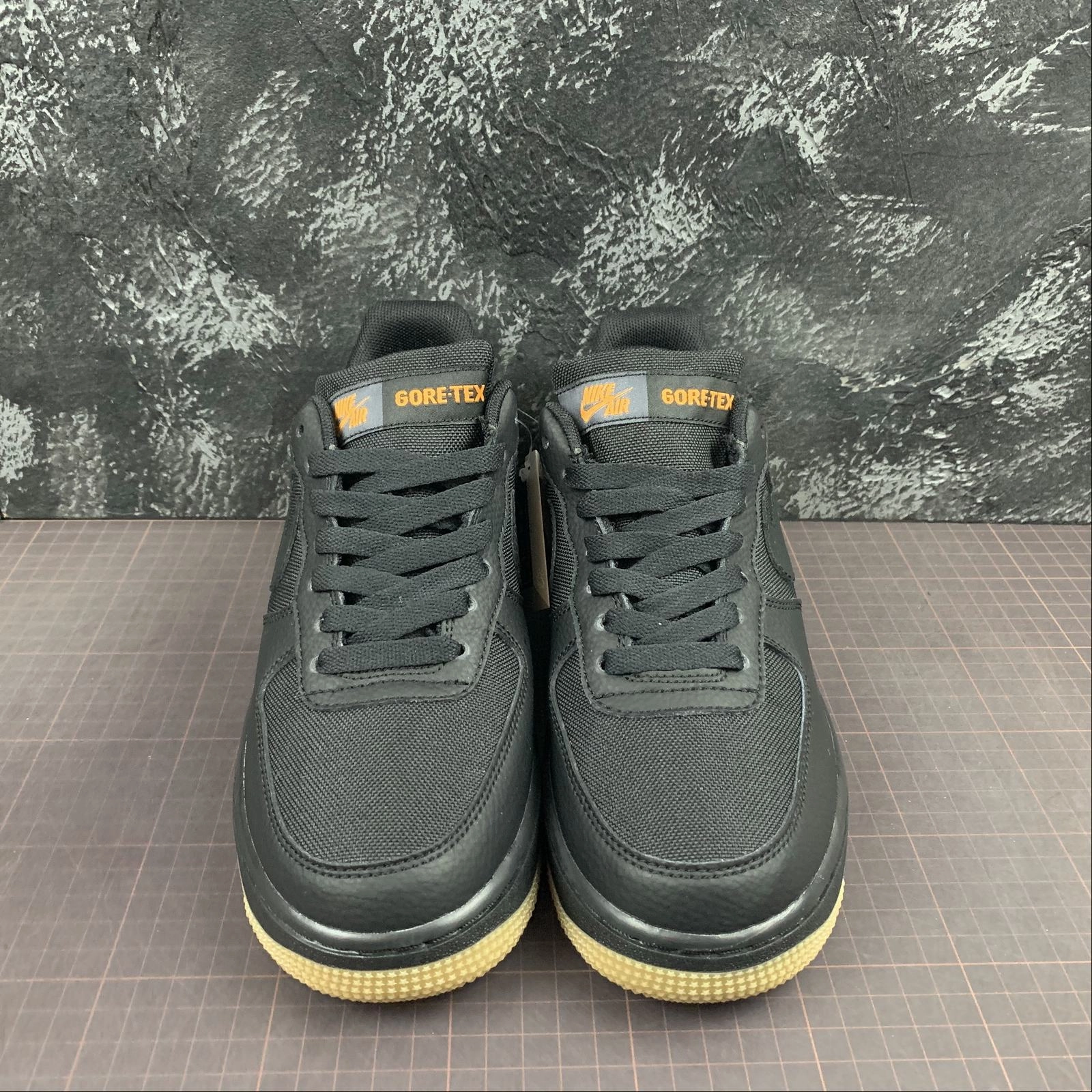 Air Force 1 Low Gore-Tex Black Light Carbon CK2630-001 City Rush