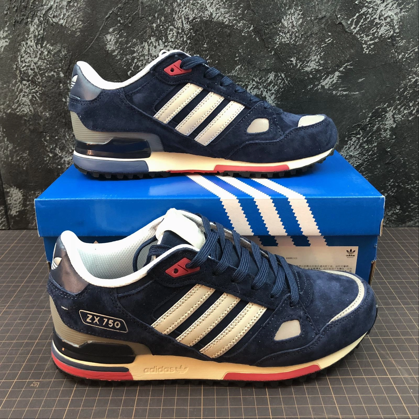 Adidas ZX750 Navy White Red Q35065 heat - dissipating running shoes Flexible Cushion