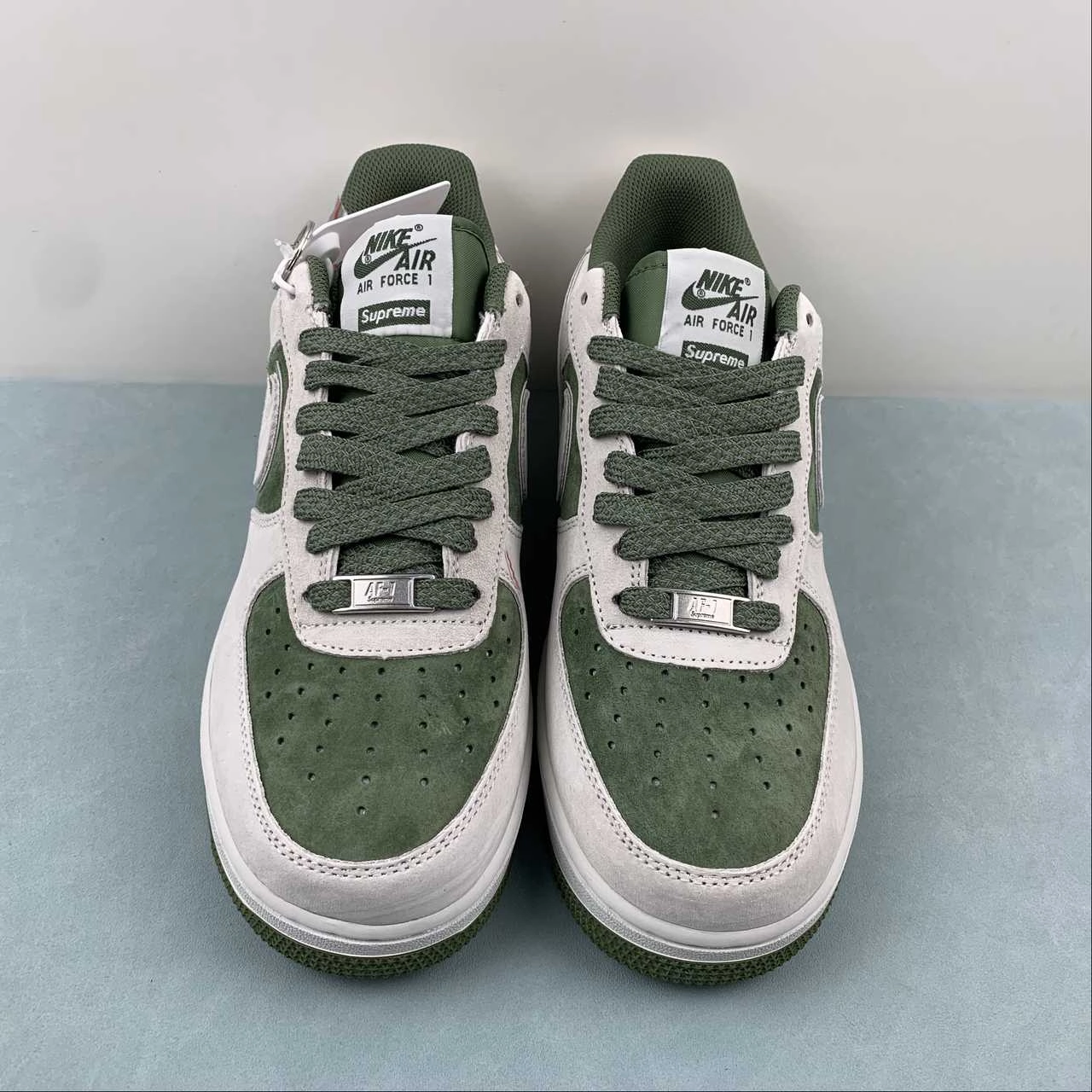 Supreme x Air Force 1 07 Low Suede Gray Green ME2392-106 Well Built Retro Style