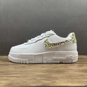 Air Force 1 PIXEL Leopard Summit White Black Yellow DH9632-101 Trend Fit Stream Hike