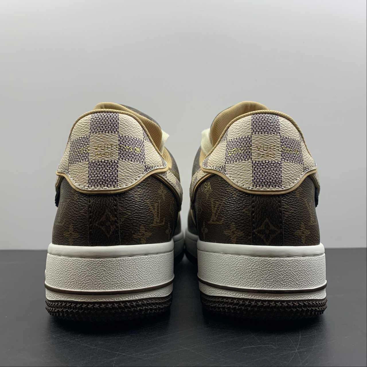 Louis Vuitton Trainer Snaker x Air Force 1 Coffee 3308-10 Shine Jog Natural Form