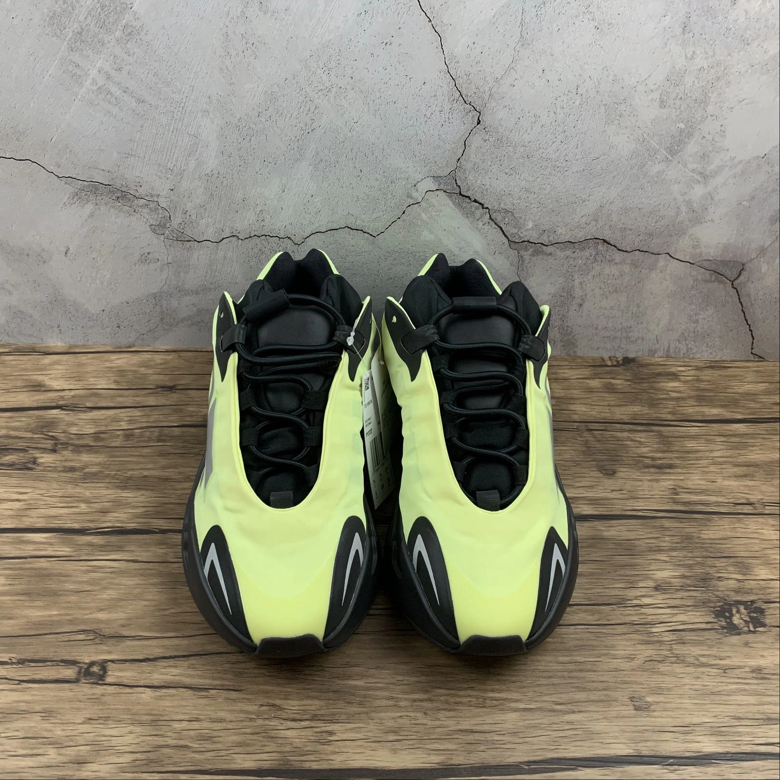 Adidas Yeezy Boost 700 MNVN Phopho FV4443 Enhanced Performance