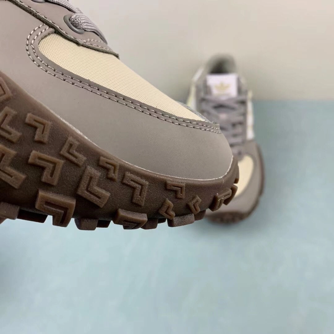 elastic closure shoes Adidas Retropy E5 W.R.P. Grey Cloud White Brown IG0501