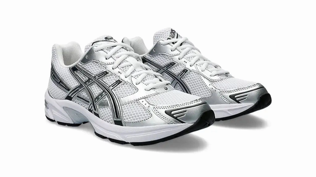 Secure stability ASICS GEL-1130 'WHITE / SILVER'