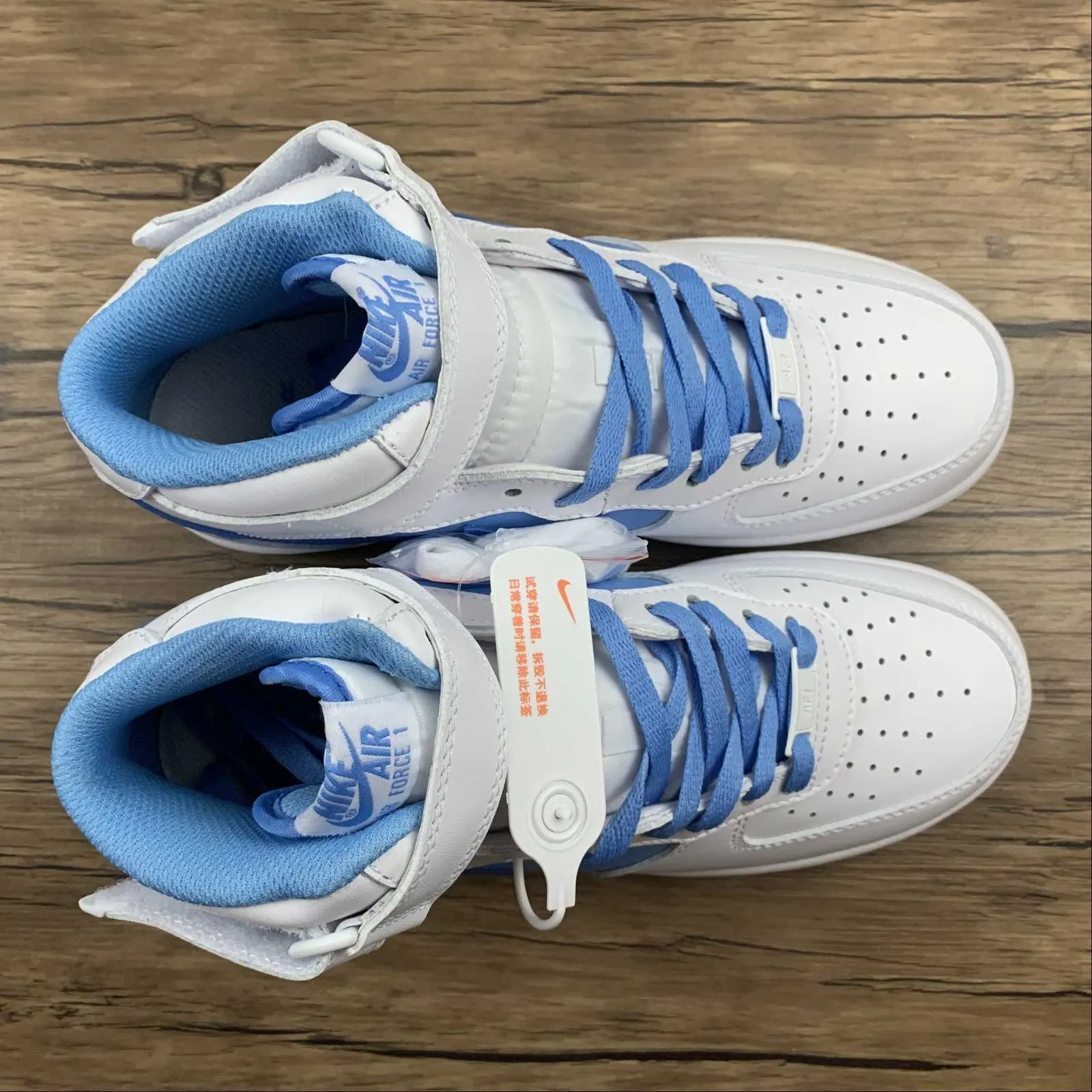 Effortless Step Hop Hike Air Force 1 07 Mid Summit White Blue Red CD0884-126