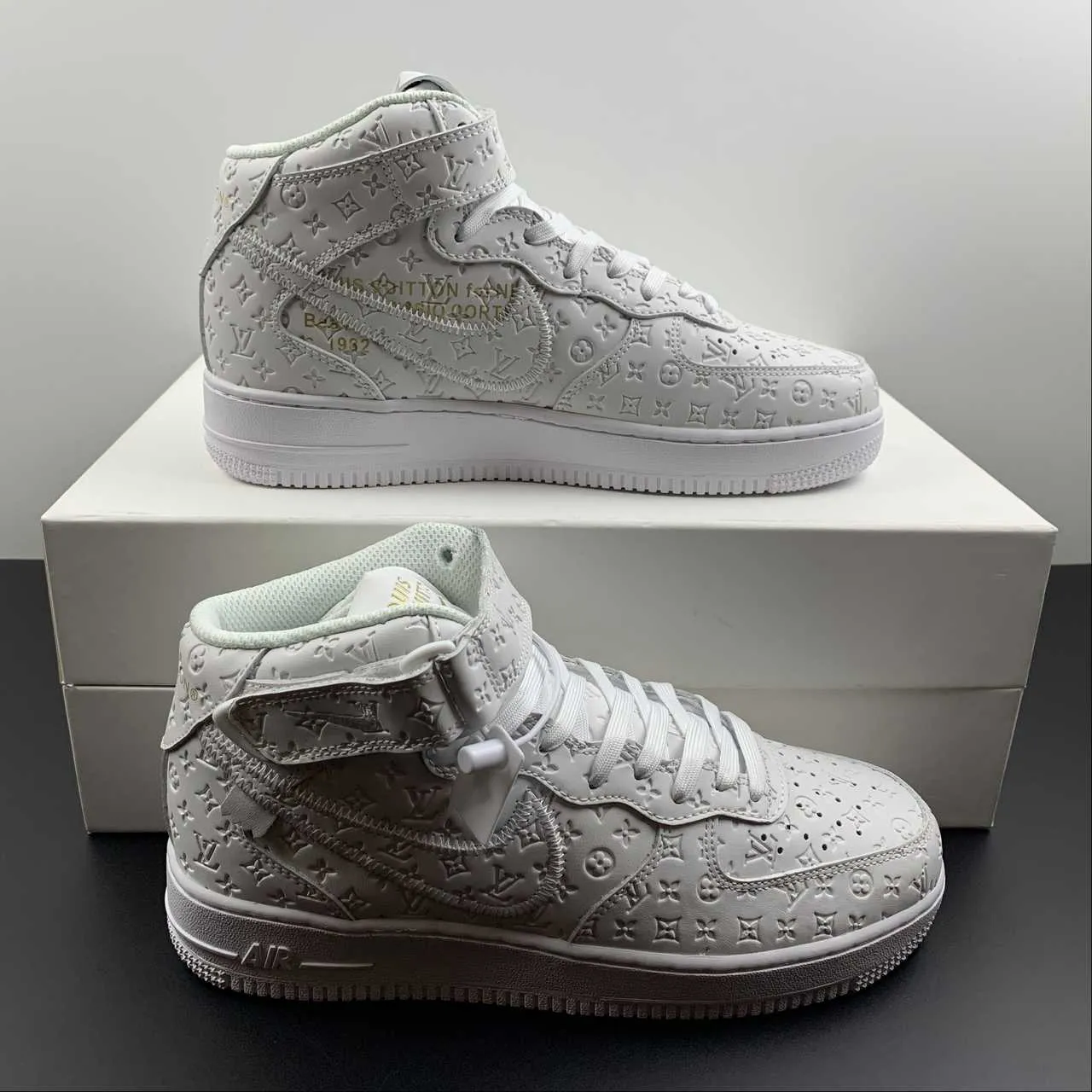 Smooth Sole Step Style Air Force 1 07 Mid X Louis Vuitton White LD0212
