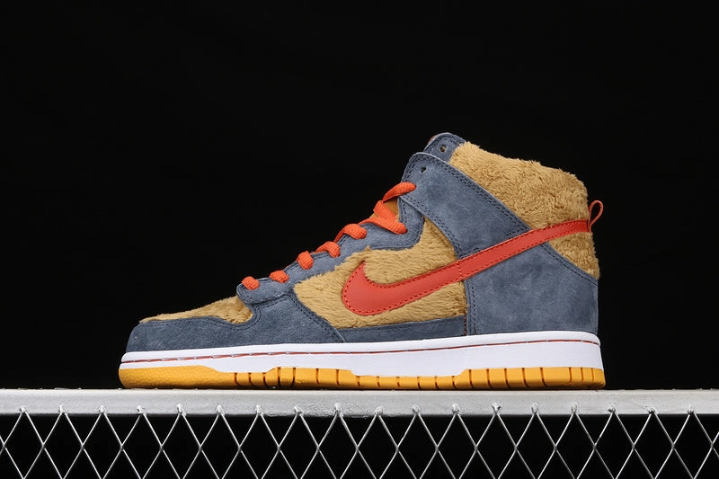 Eco conscious Dunk High Premium SB Light Umber Hot House