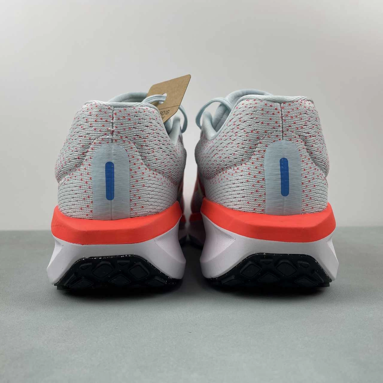 Stride Control Every Move Air Winflo 11 Glacier Blue Barely Volt FJ9509-402