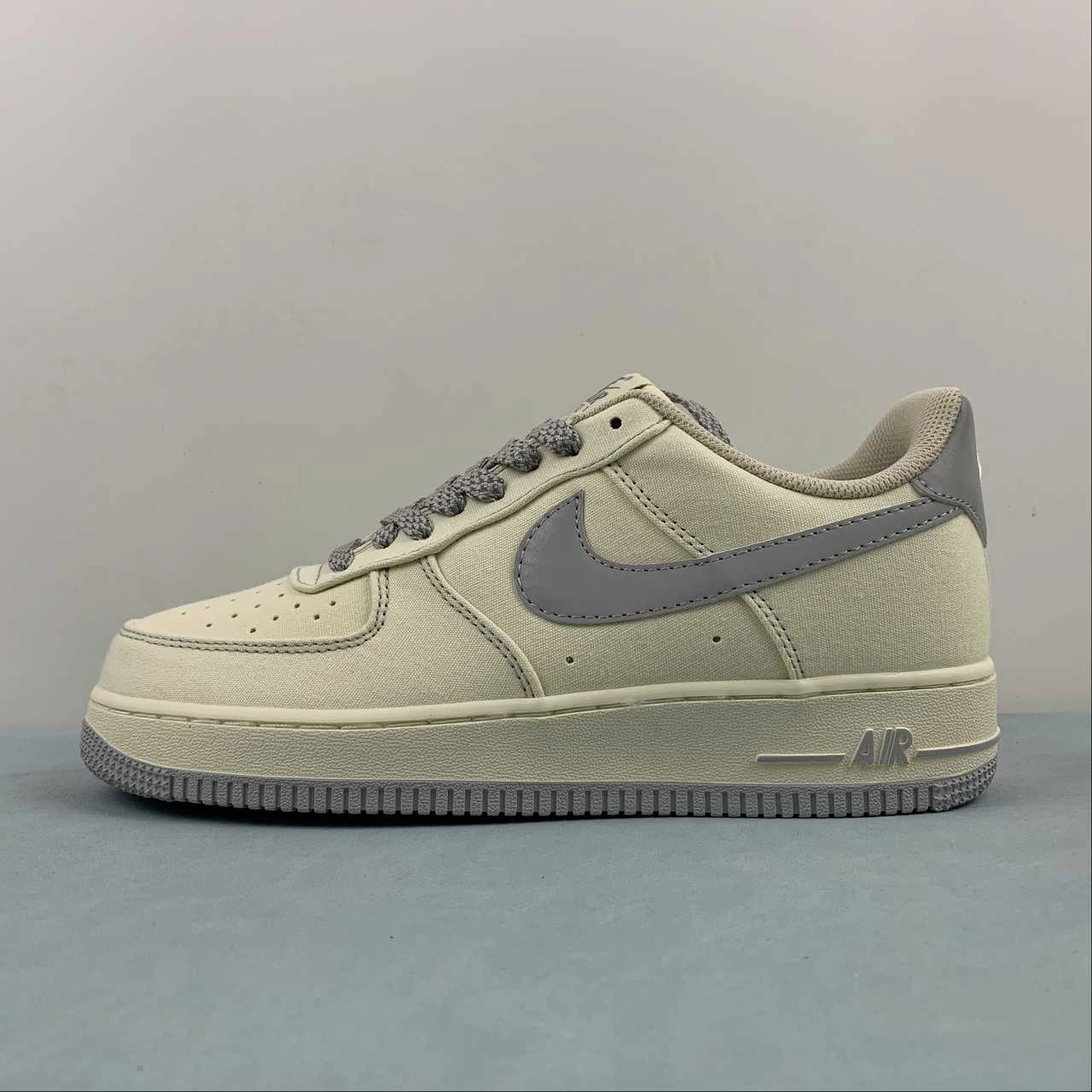 Treaded Sole Valley Run Air Force 1 07 Low Sail Off White Silver TQ1456-222