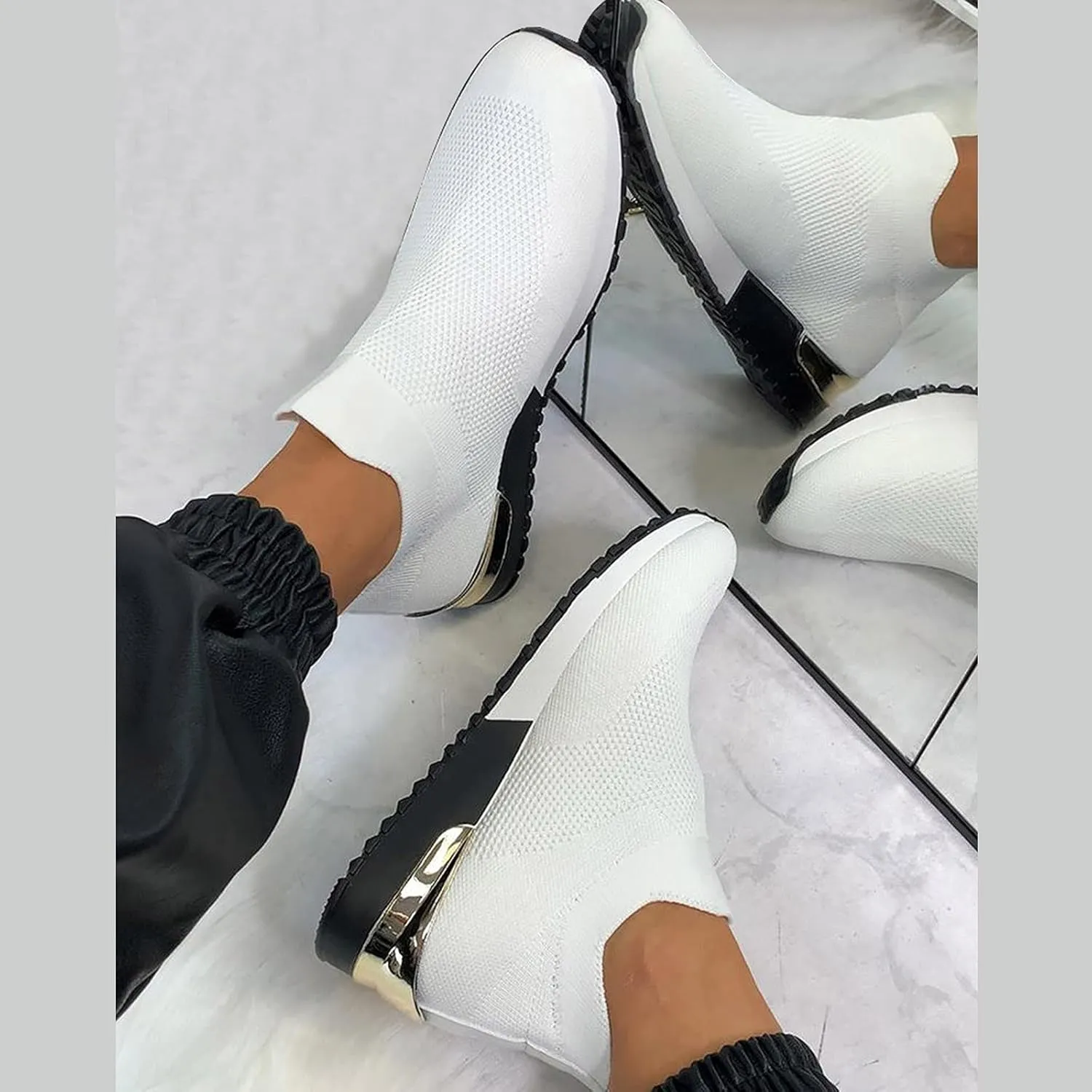 Women's Barefoot Costume Shoes Outdoor Breathable Sports Color Shoes Mesh Solid Runing Womens Fashion Sneakers