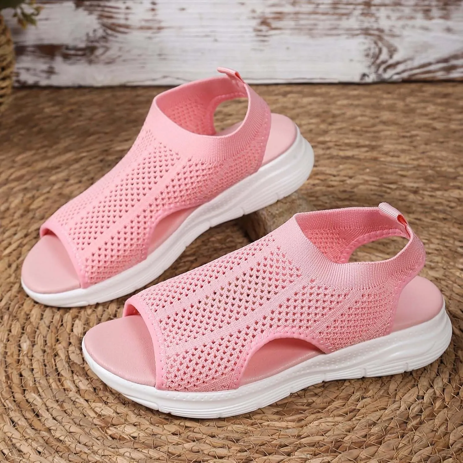 Women's Summer Casual Sandals Soft Flat Thick Bottom Comfortable Slip Outdoor Walking Fashionable Lightweight