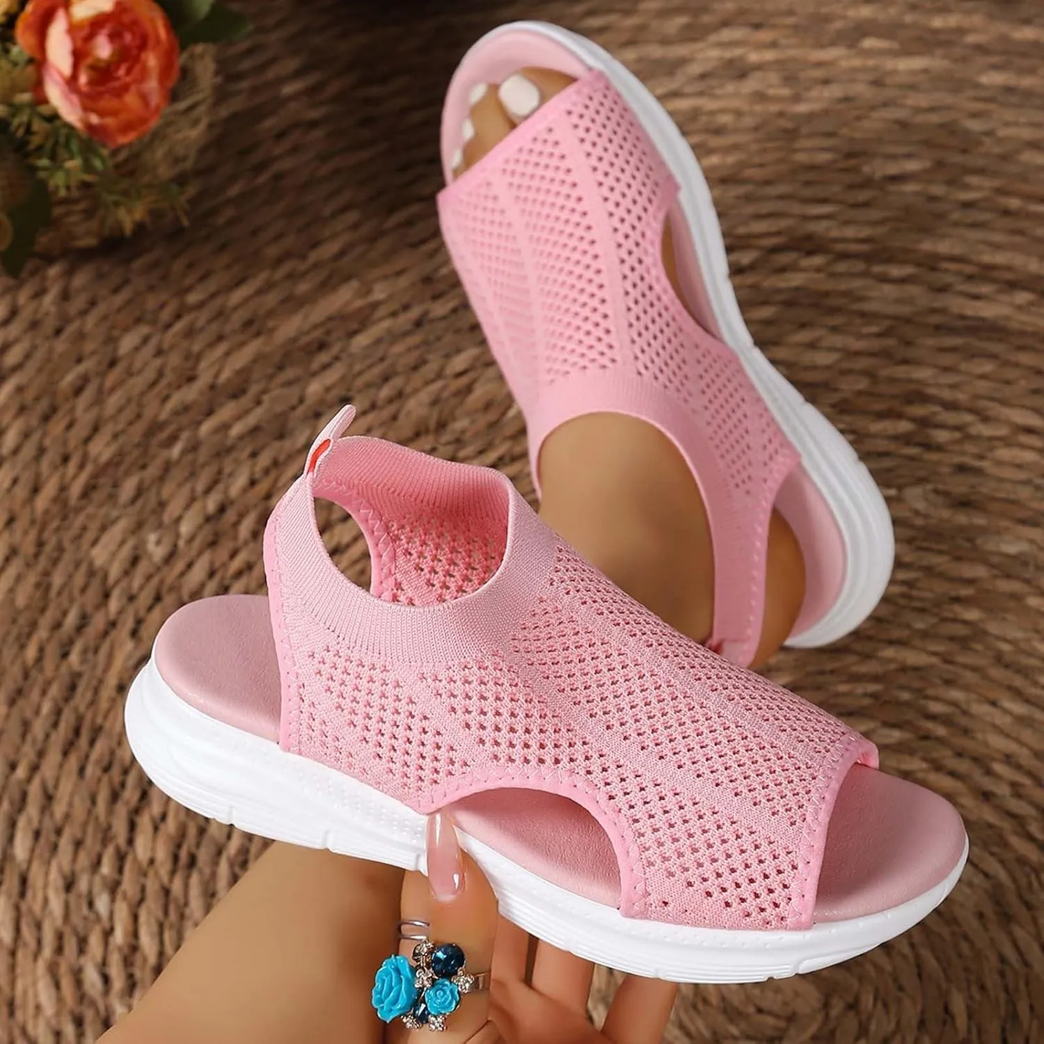 Women's Summer Casual Sandals Soft Flat Thick Bottom Comfortable Slip Outdoor Walking Fashionable Lightweight
