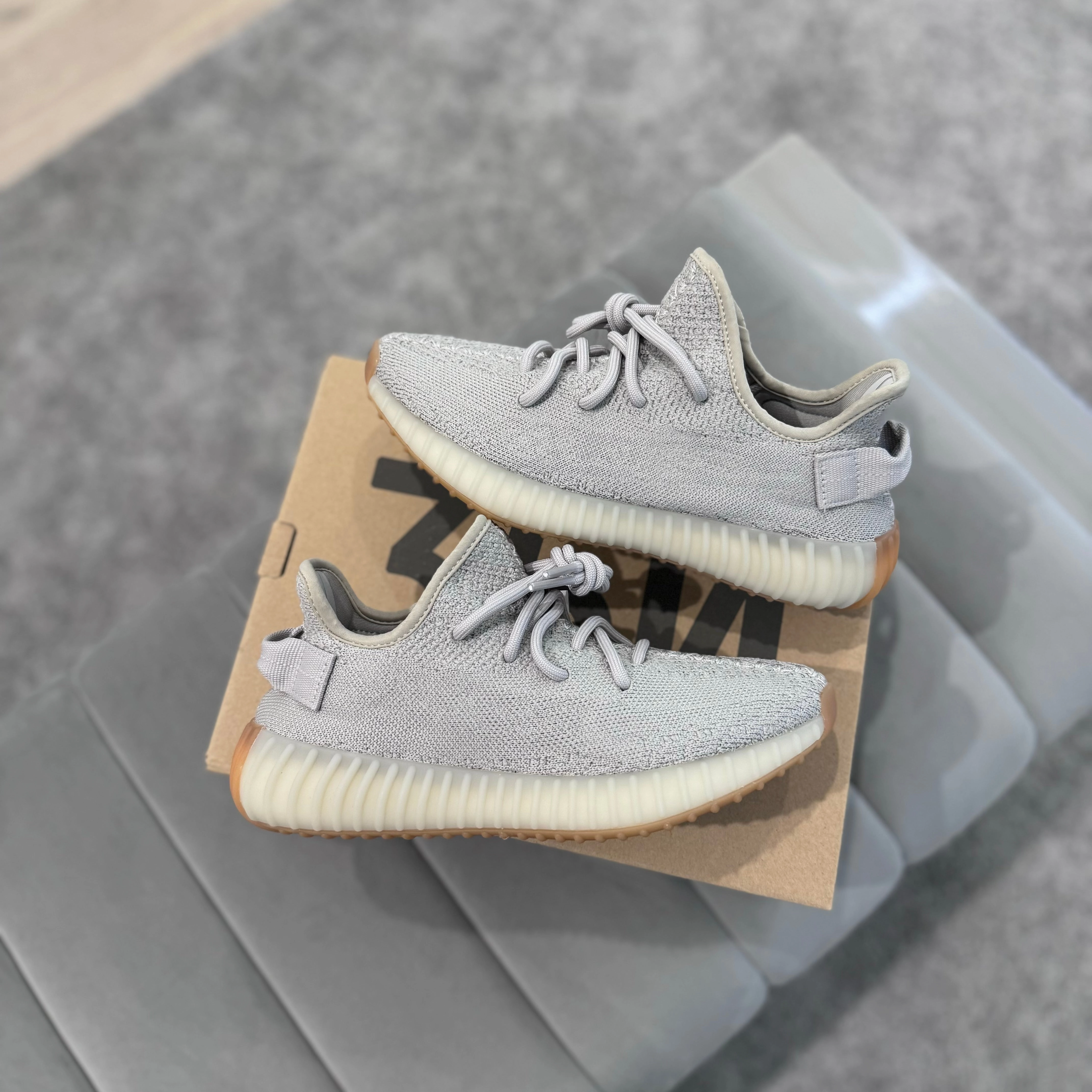 YEEZY 350 V2 'SESAME' Slip Resistant Outsole City Walking