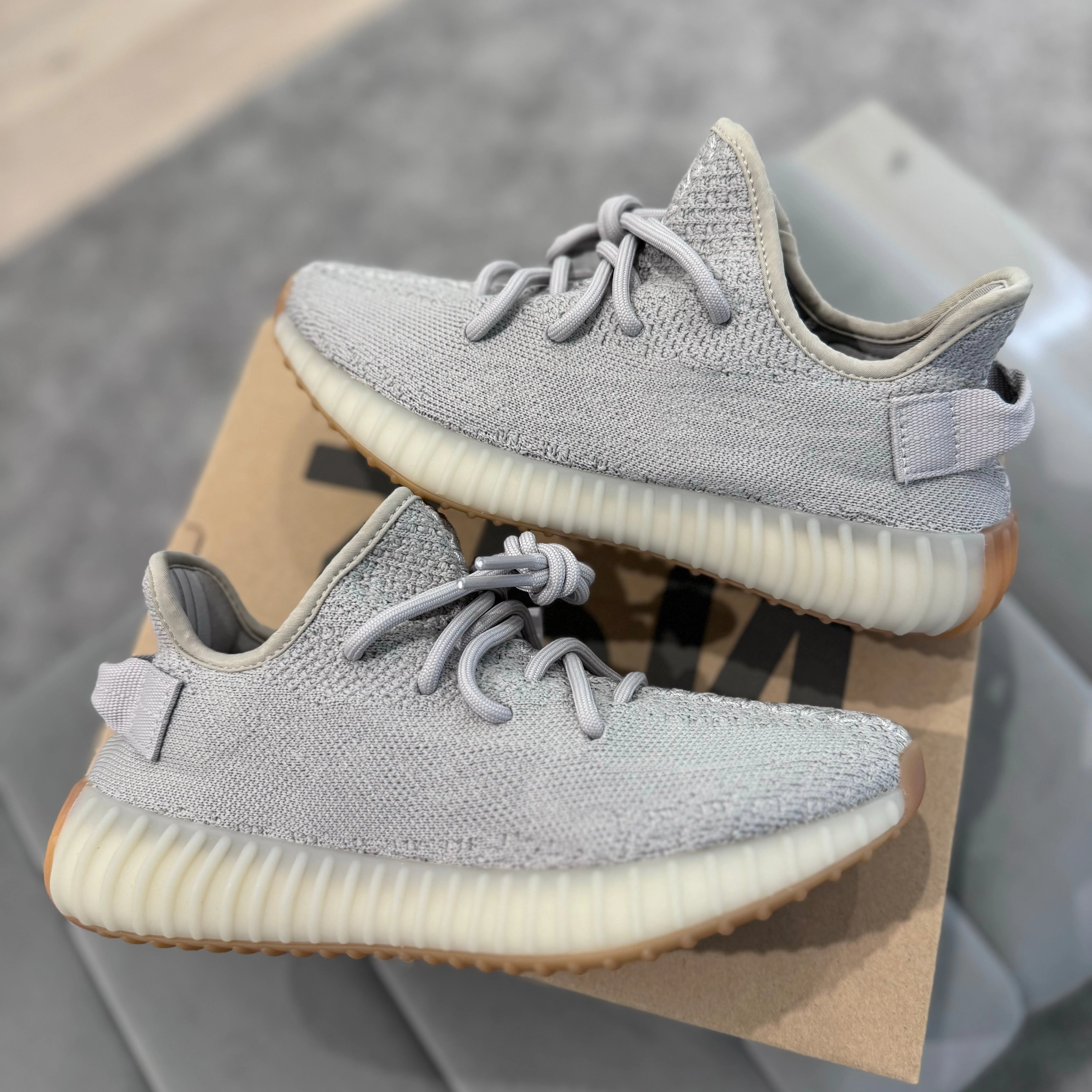 YEEZY 350 V2 'SESAME' Comfort support Grab Quick