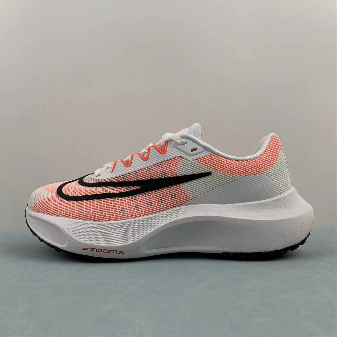 Zoom Fly 5 White Bright Crimson Light Orewood Brown Obsidian DM8968-100 Gym Training Power Grip