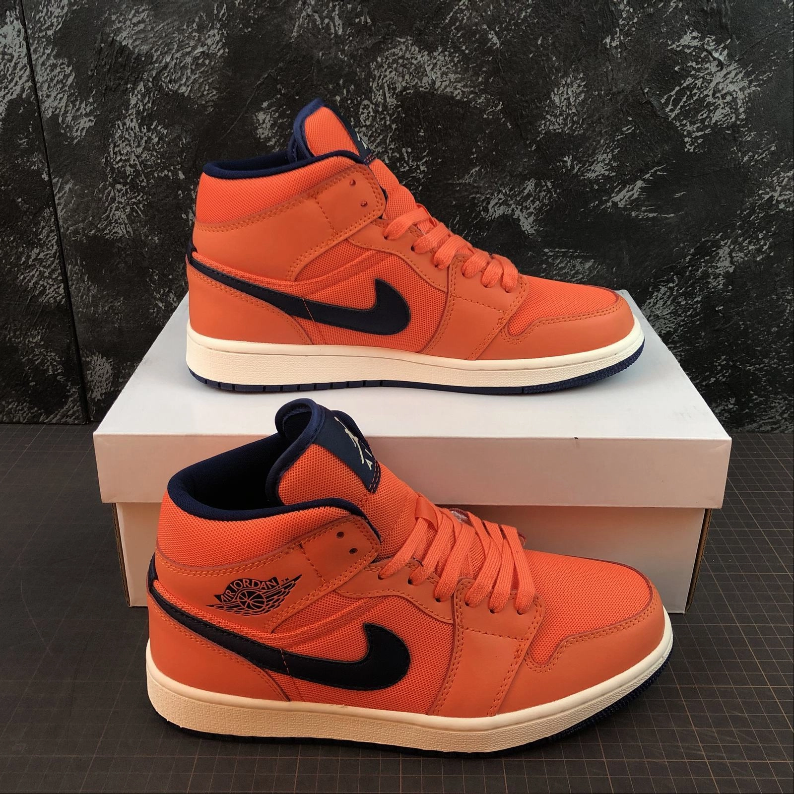 City Ready Air Jordan 1 Mid Turf Orange Blue Boid CD7240-804