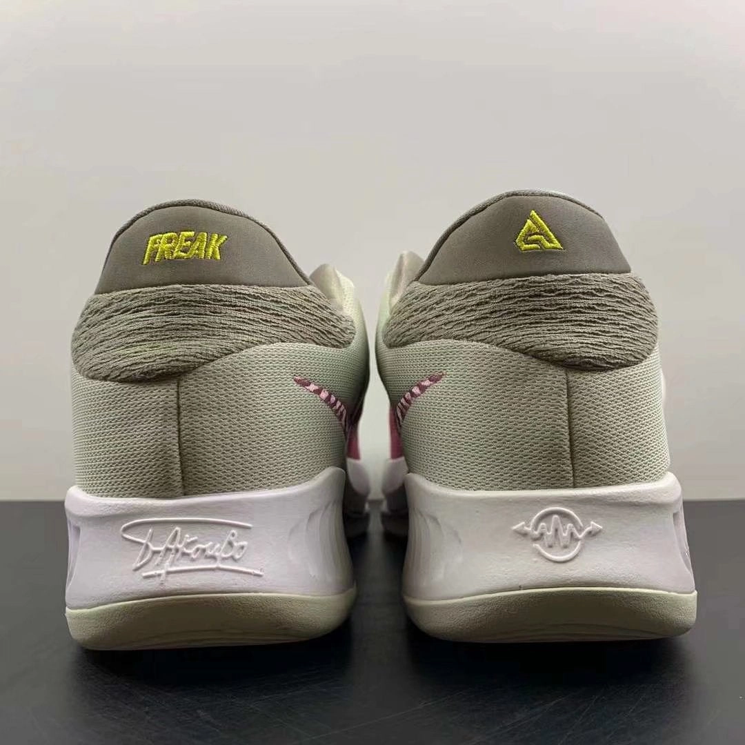 Flexible Fit Zoom Freak 4 EP Colosseum DJ6149-002